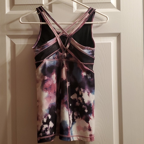 Lululemon top - Picture 1 of 8